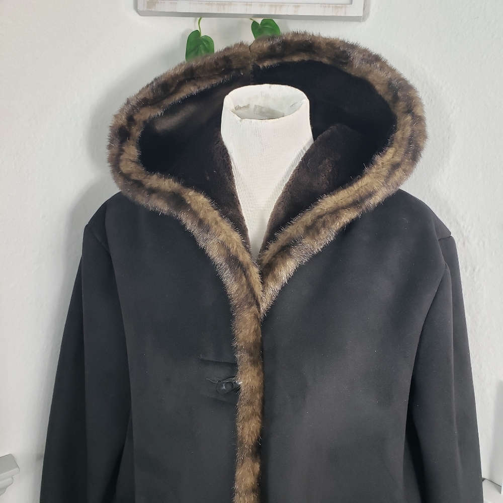 Jones Black Hoodie w/ Faux Mink Fur - Pockets Peacoat Normcore Vintage Bougie L